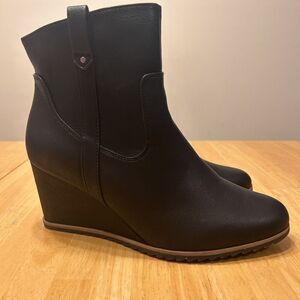 Naturalizer SOLE‎ Haley Black Wedge Zip Faux Leather Ankle Boots Western 11 Wide
